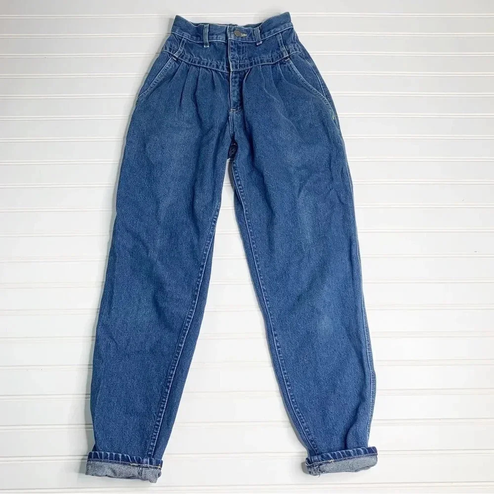 Vintage Lee High Rise Tapered Leg Jeans